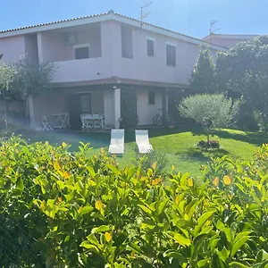 Casa Li Menduli Apartment